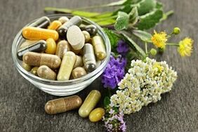 Ang Kinaiyanhong Herbal nga pagpangandam alang sa pagtambal sa prostatitis